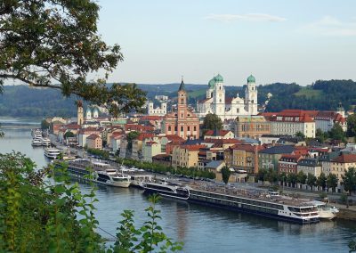 Passau mit blick über der Donau