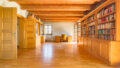 Schlafzimmer mit Balkonzugang