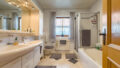 Badezimmer EG
