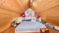 Schlafzimmer im Spitzboden