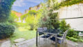 Terrasse mit eigenem Garten