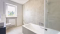 helles Badezimmer