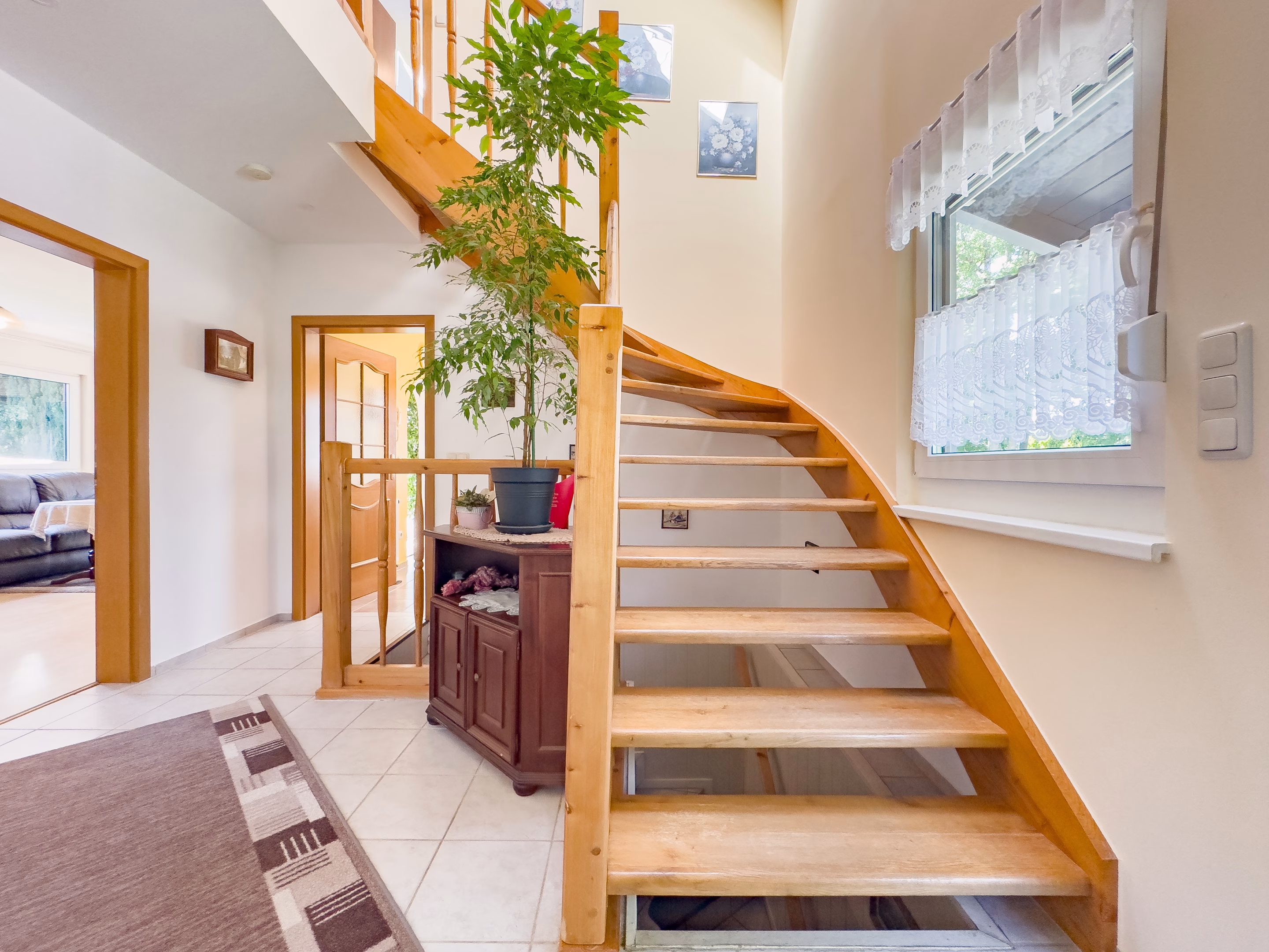 Treppe zum DG