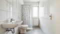 Tageslichtbad mit Dusche - (KI generiert)