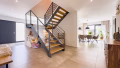 stylische Stahl-Eichen-Treppe