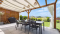 L-förmige Terrasse