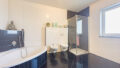 Badezimmer EG