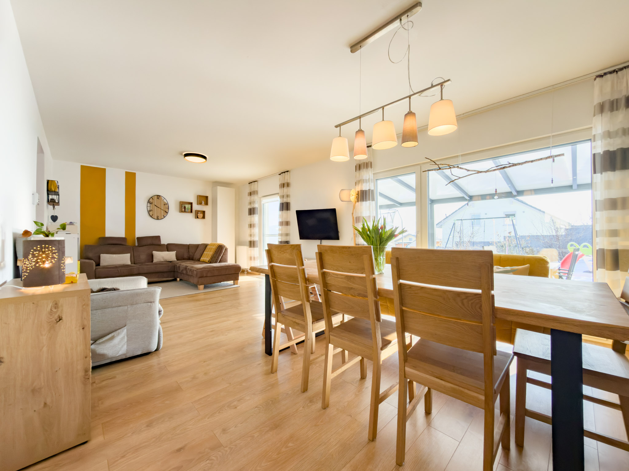 offener Wohn-, Essbereich