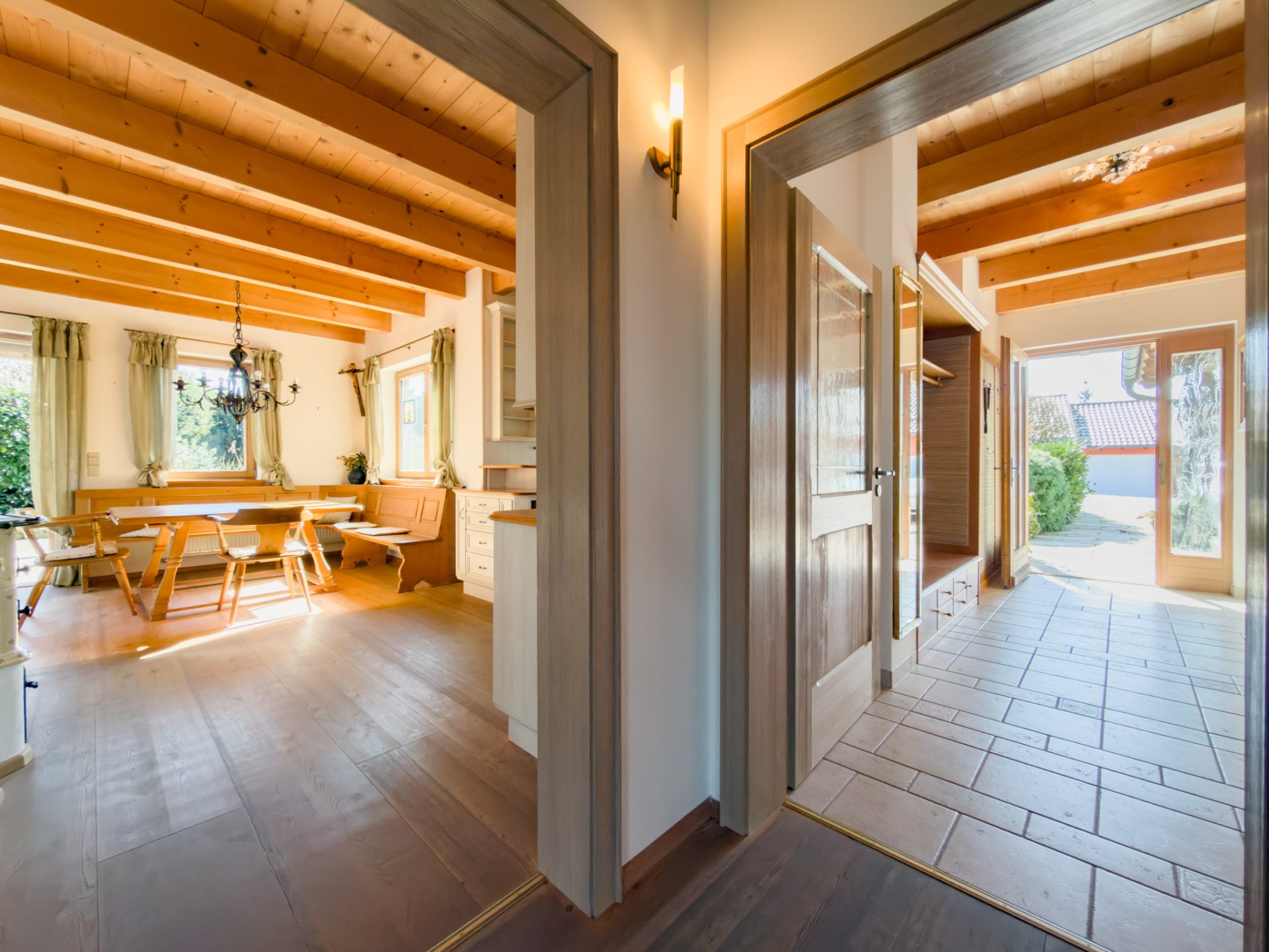 Blick Richtung Diele und Küche