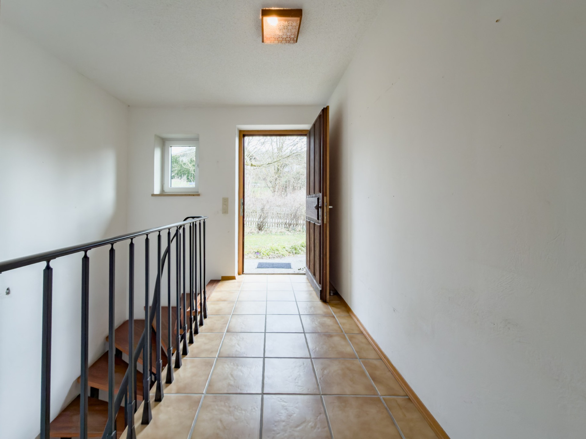 Flur | Treppenhaus im EG