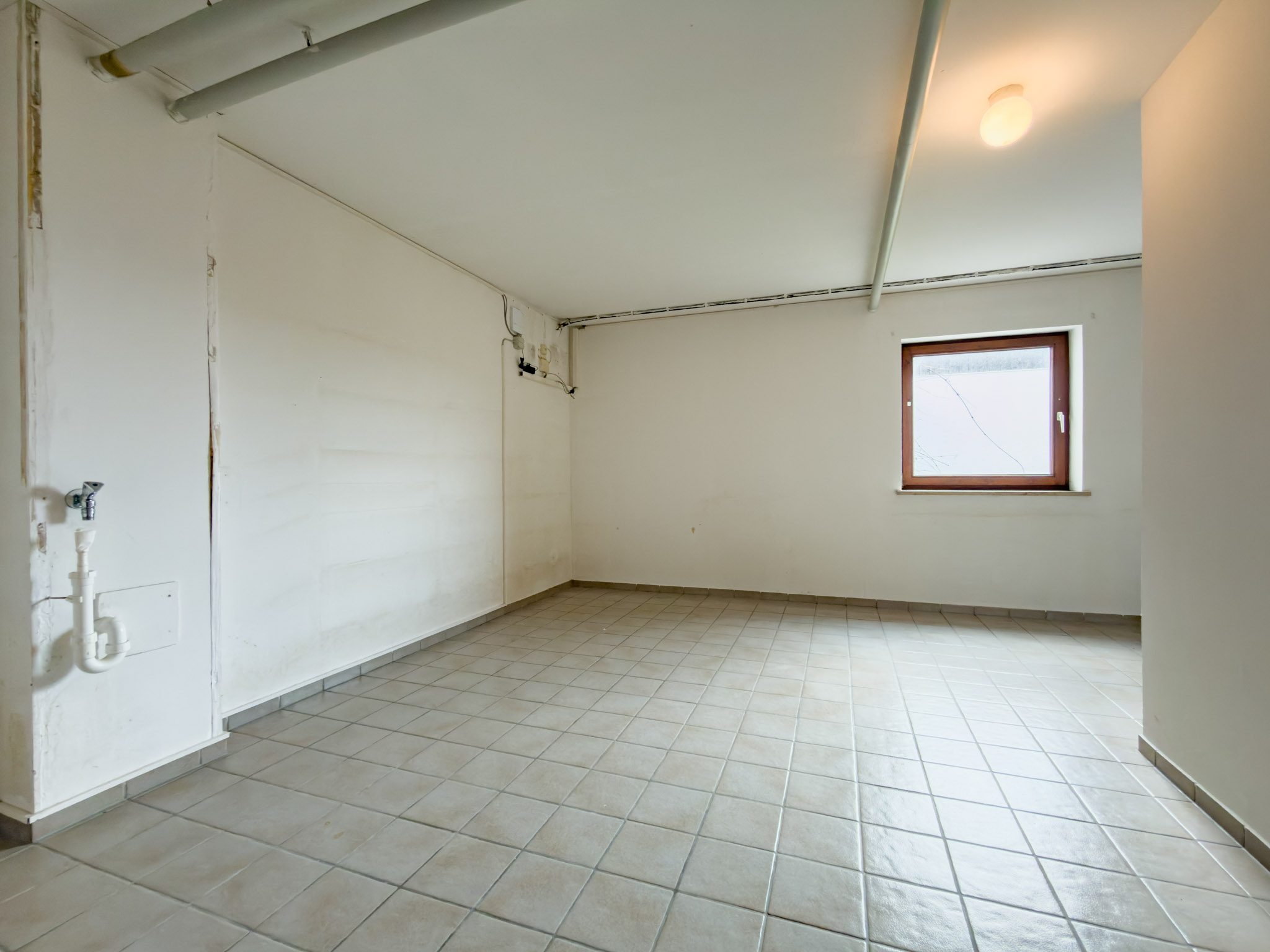 Hauswirtschaftsraum im UG