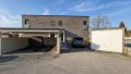 Garage und Außenstellplatz