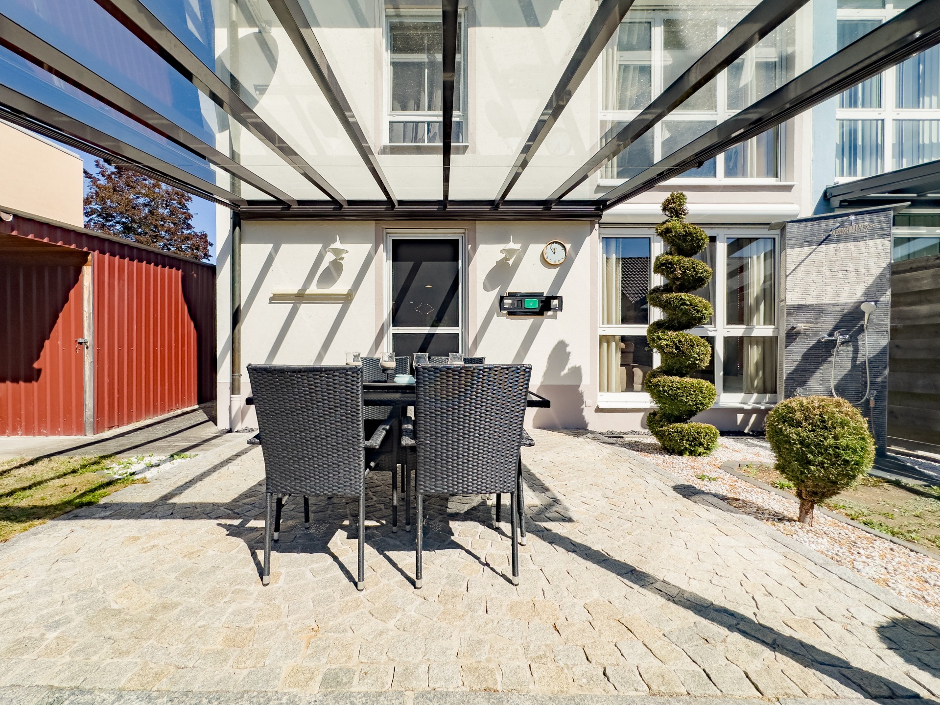 Überdachte Pergola