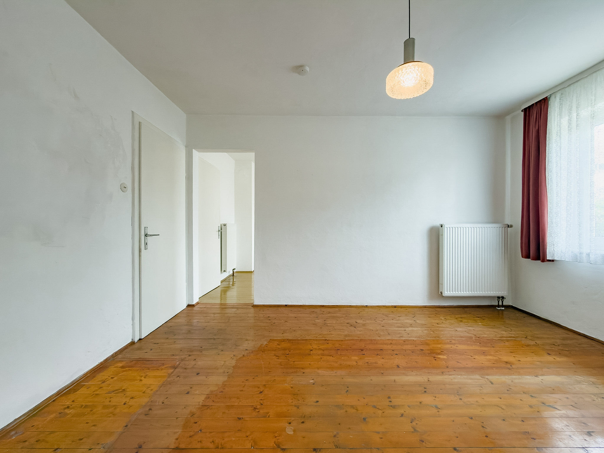 Durchgang Schlafzimmer im EG