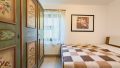 Schlafzimmer 1 im EG