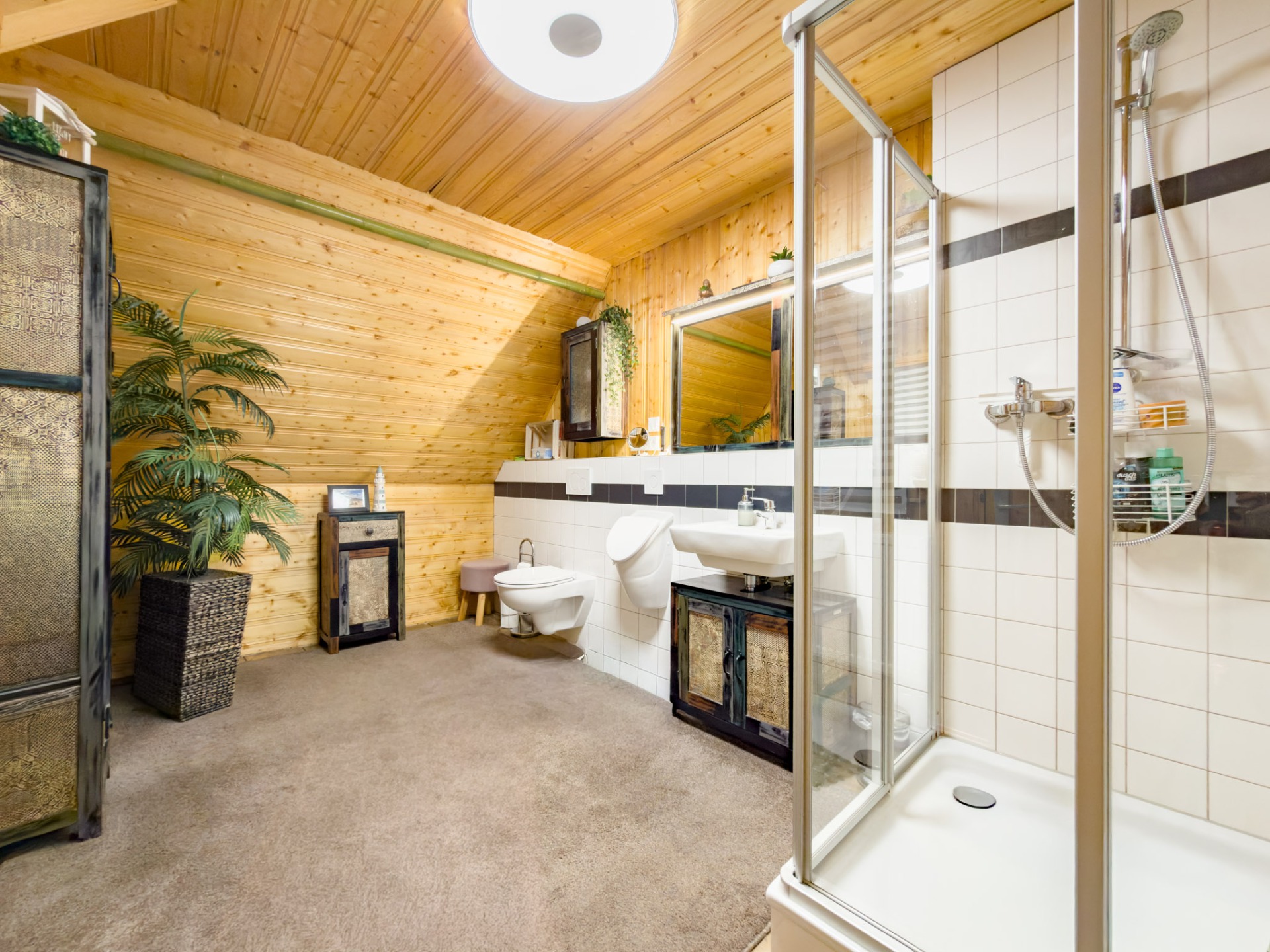 Badezimmer DG