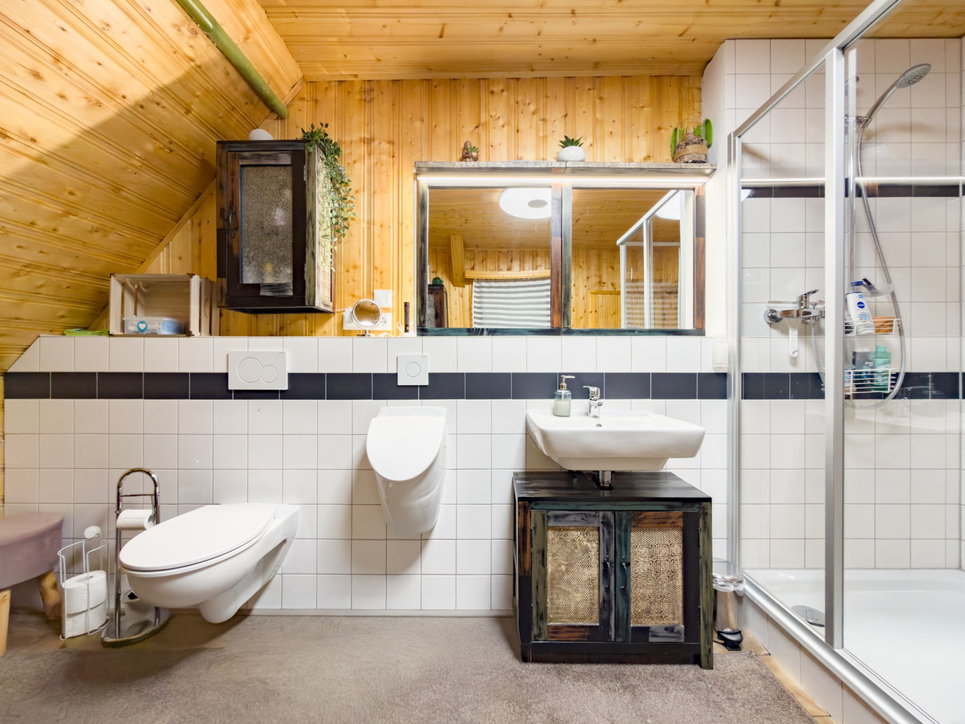 Badezimmer DG