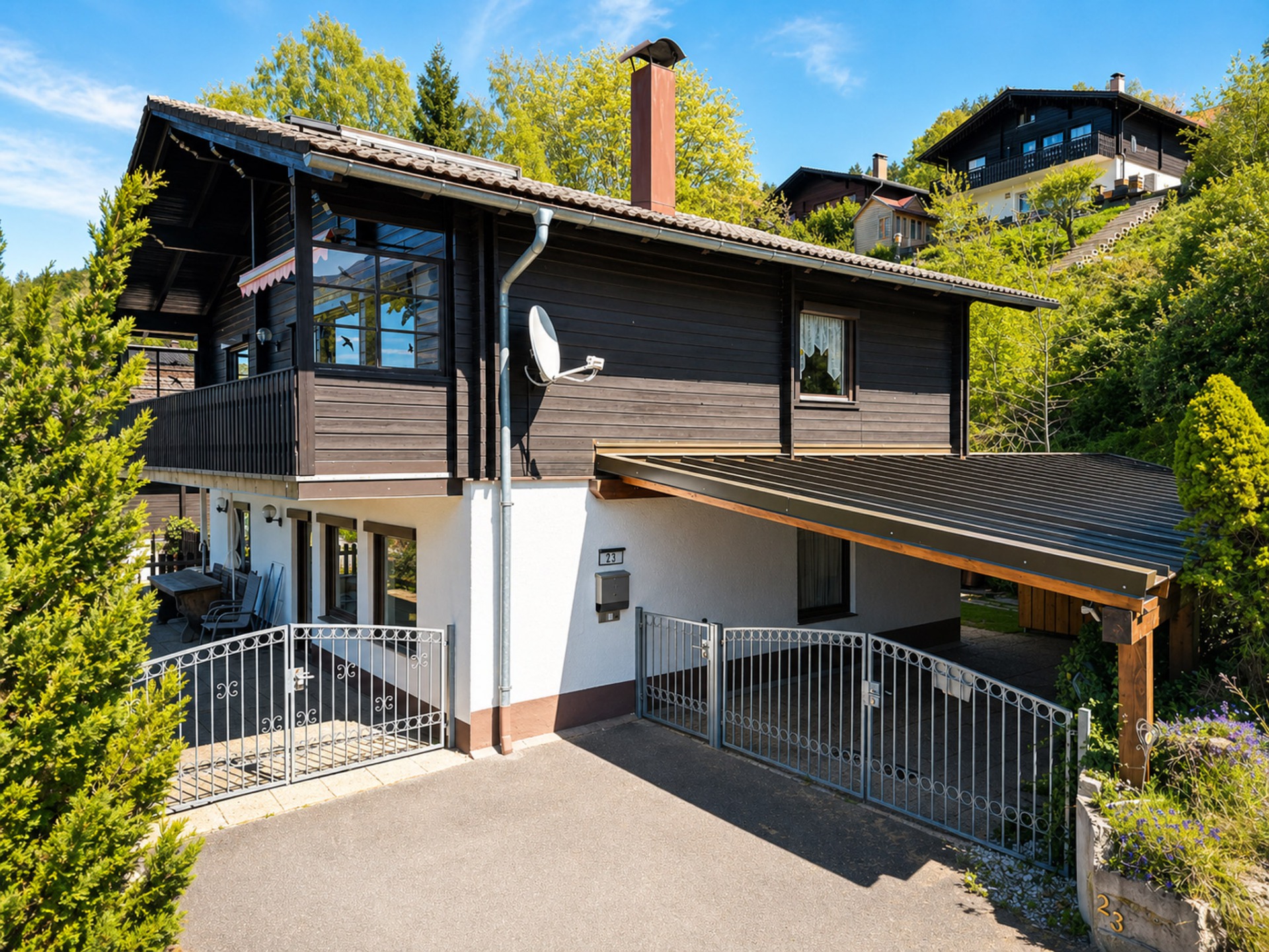 Außenaufnahme Carport