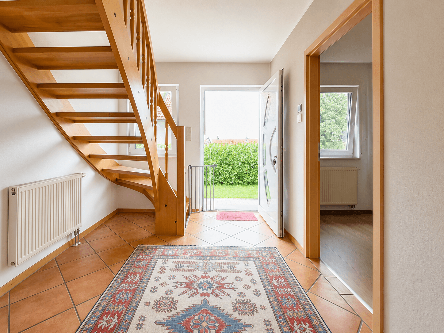 Flur mit Treppe