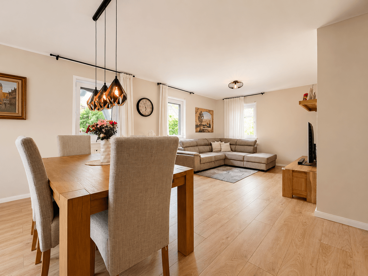 Wohn- und Esszimmer
