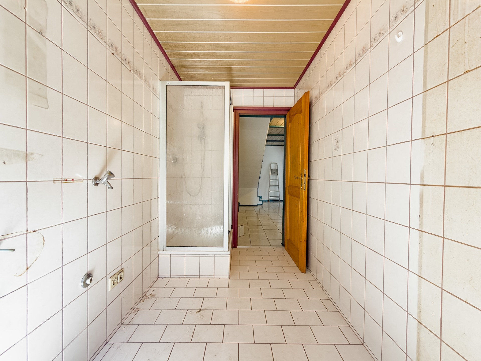 Badezimmer im EG (Anbau)