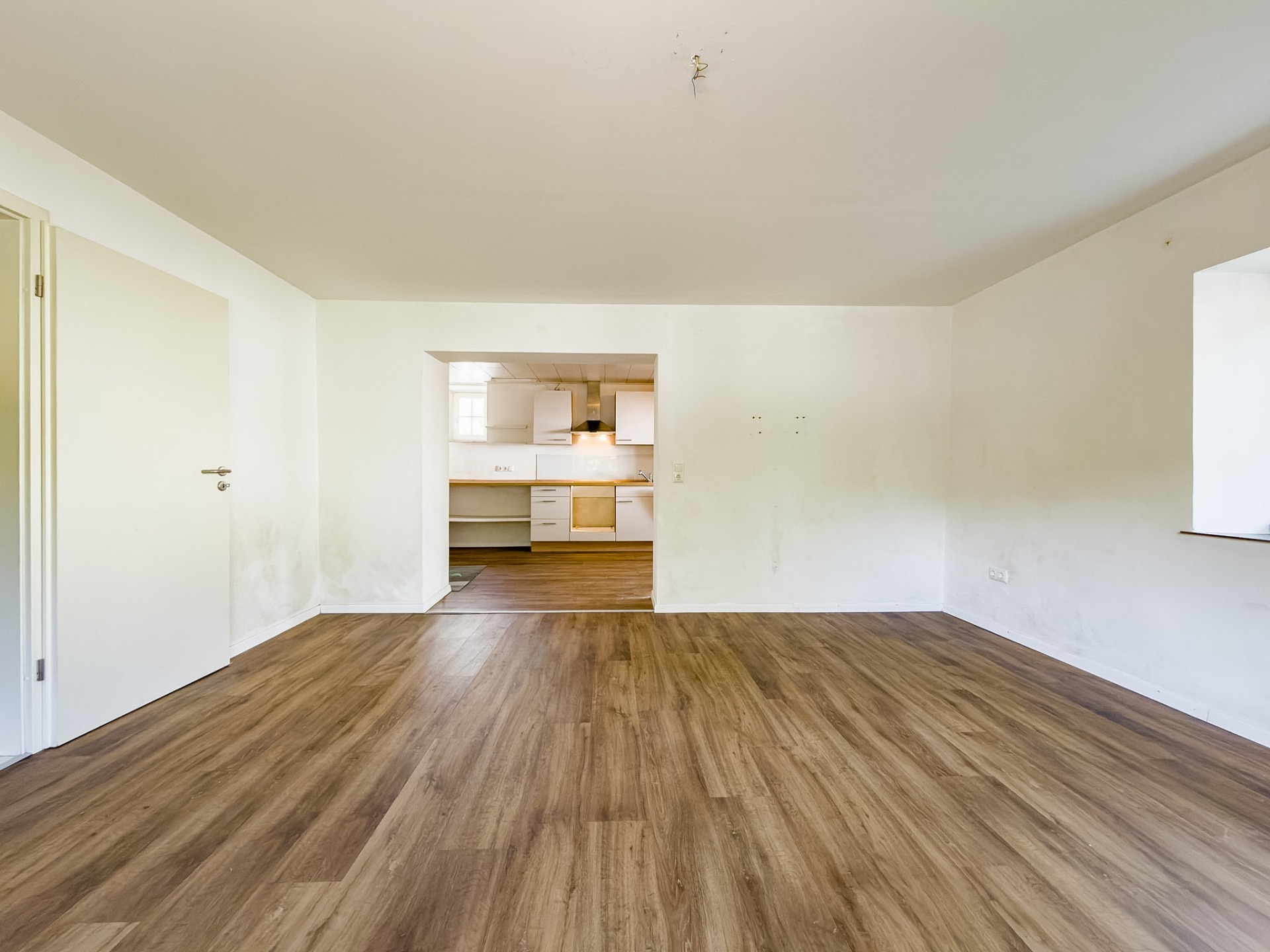 Wohnzimmer im EG (Bestand)