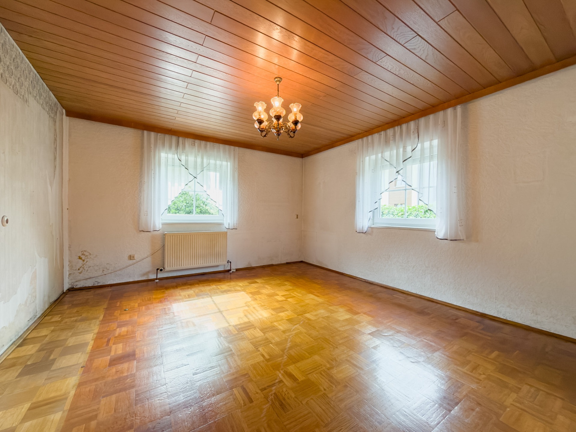 Wohnzimmer im EG