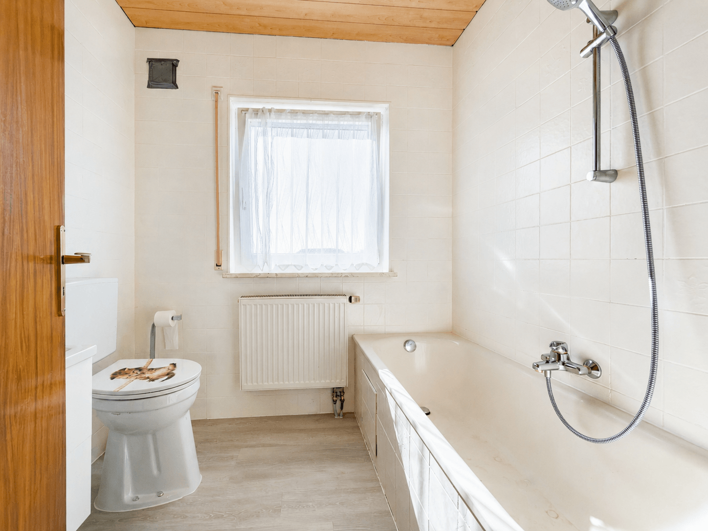 Badezimmer im EG