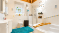 Badezimmer im OG