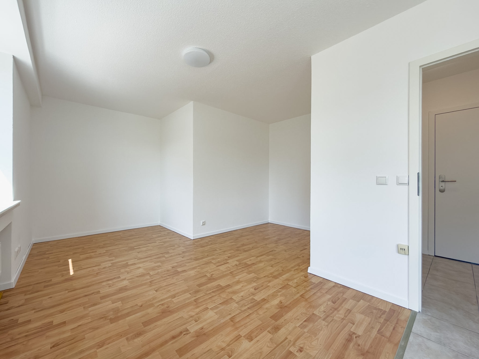 Wohn-/Schlafzimmer