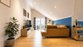 Wohnzimmer | Zugang zum Südbalkon