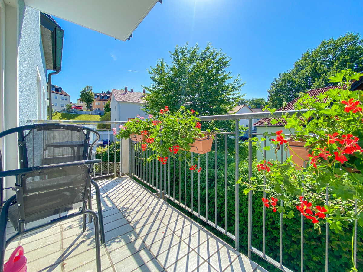 schöner Süd-West-Balkon