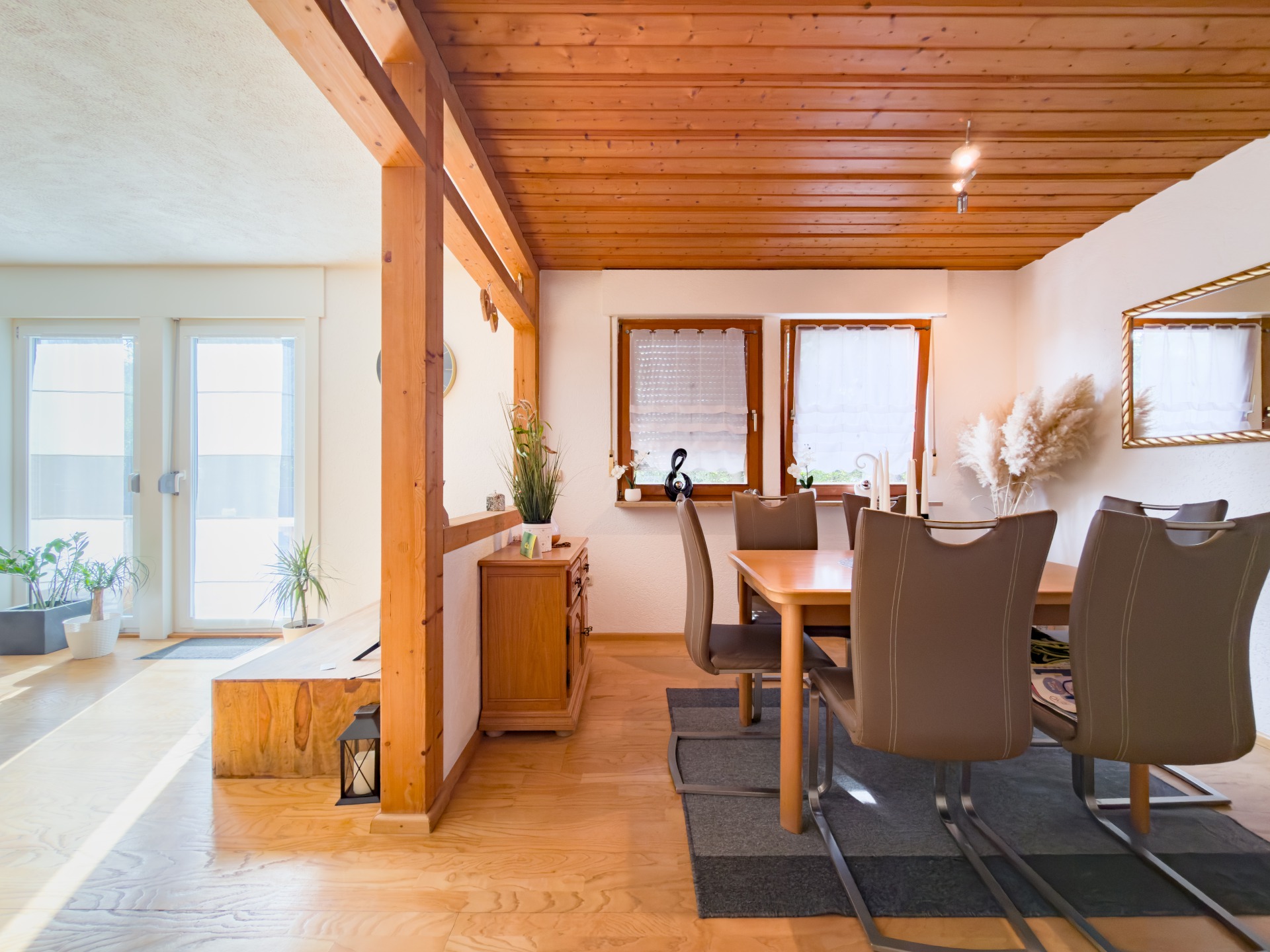 Wohn- und Esszimmer
