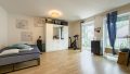 Wohn- und Schlafzimmer