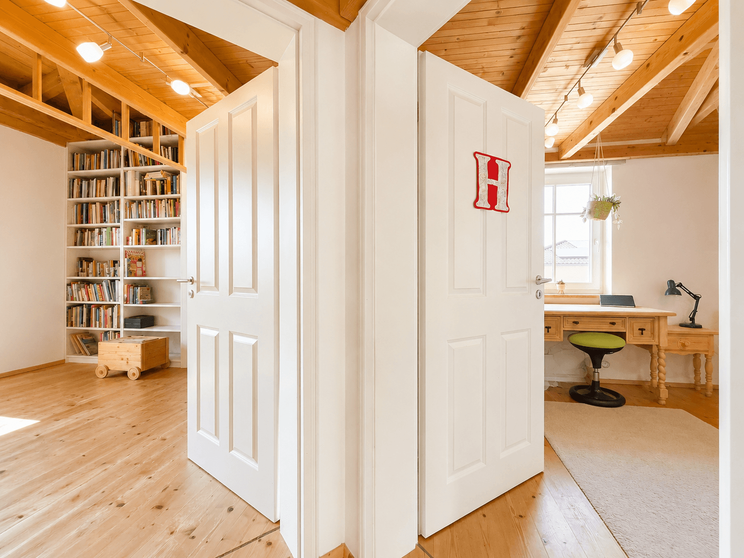 Bibliothek | Kinderzimmer 3 im OG