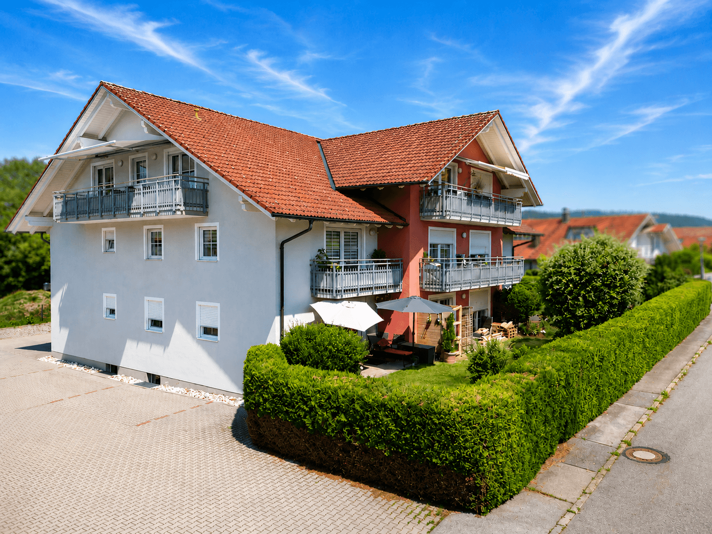 Süd- und Westbalkon