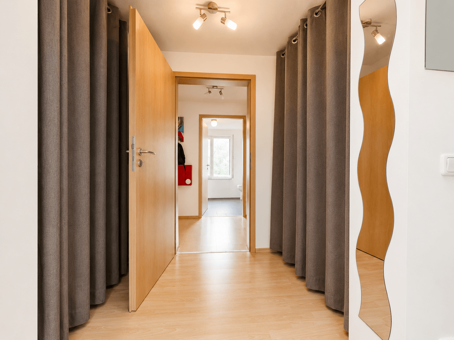 Schlafzimmer 2