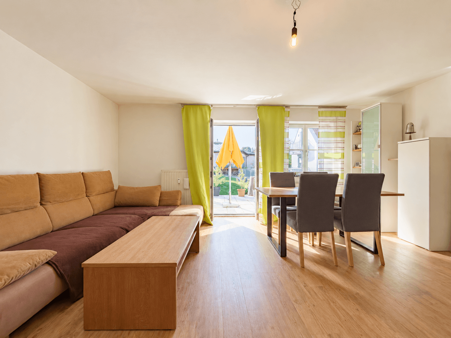 Wohn- und Esszimmer