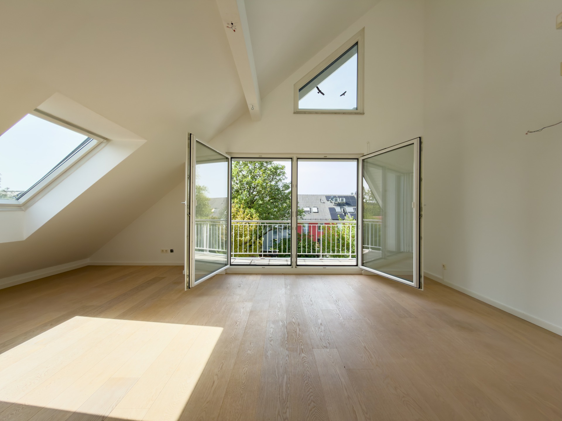 Kinderzimmer/Büro im DG