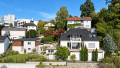 Außenaufnahme (Garage mit KI fertiggestellt) 
